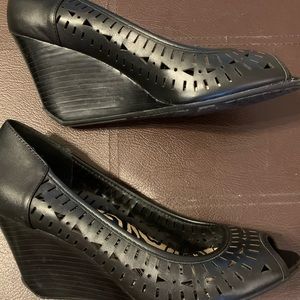 Kenneth Cole Reaction Open Toe Wedges